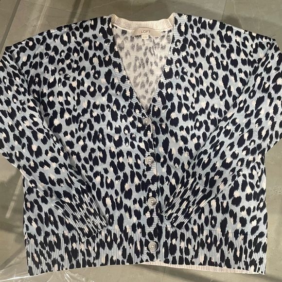 LOFT Sweaters - LOFT Cardigan Size XS Multicolor Animal Print Long Sleeve ButtonDown Pure Cotton